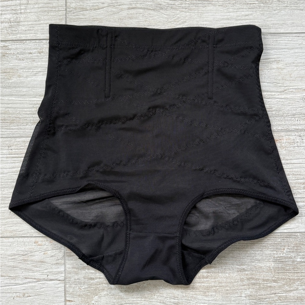 NWOT High-Waist Black Shapewear Tummy Control Shapewear